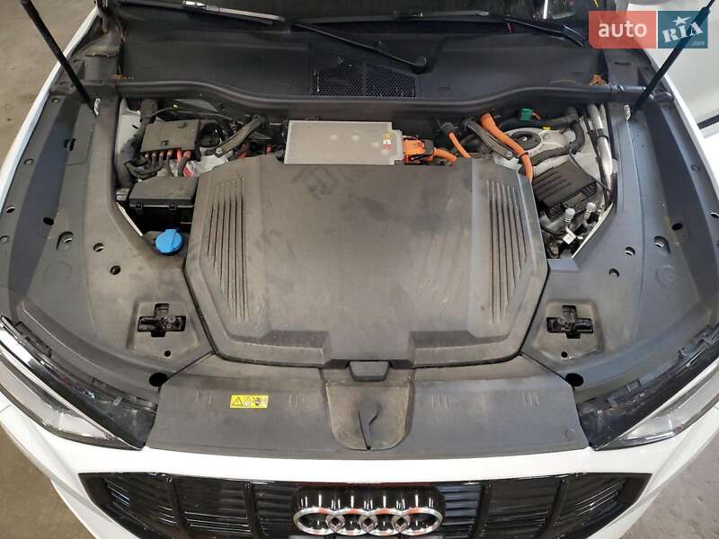 Внедорожник / Кроссовер Audi e-tron 2021 в Львове