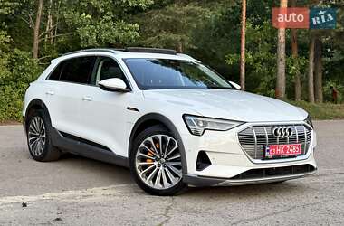Внедорожник / Кроссовер Audi e-tron 2019 в 