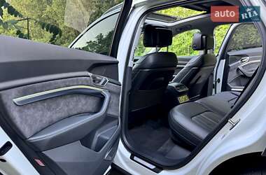 Внедорожник / Кроссовер Audi e-tron 2019 в 