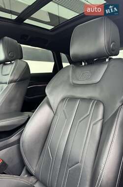 Внедорожник / Кроссовер Audi e-tron 2020 в 