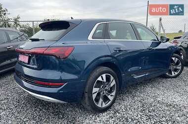 Внедорожник / Кроссовер Audi e-tron 2021 в 