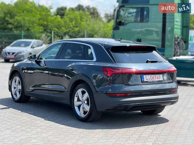 Внедорожник / Кроссовер Audi e-tron 2022 в Виннице
