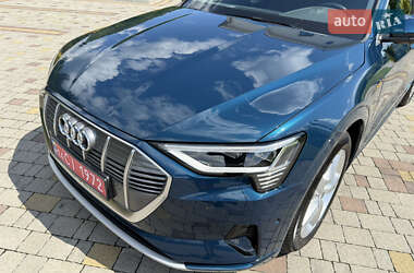 Внедорожник / Кроссовер Audi e-tron 2019 в 