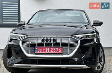 Внедорожник / Кроссовер Audi e-tron 2023 в 