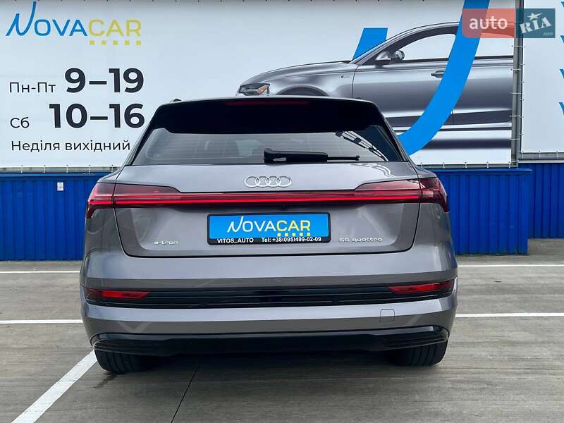 Внедорожник / Кроссовер Audi e-tron 2021 в Киеве