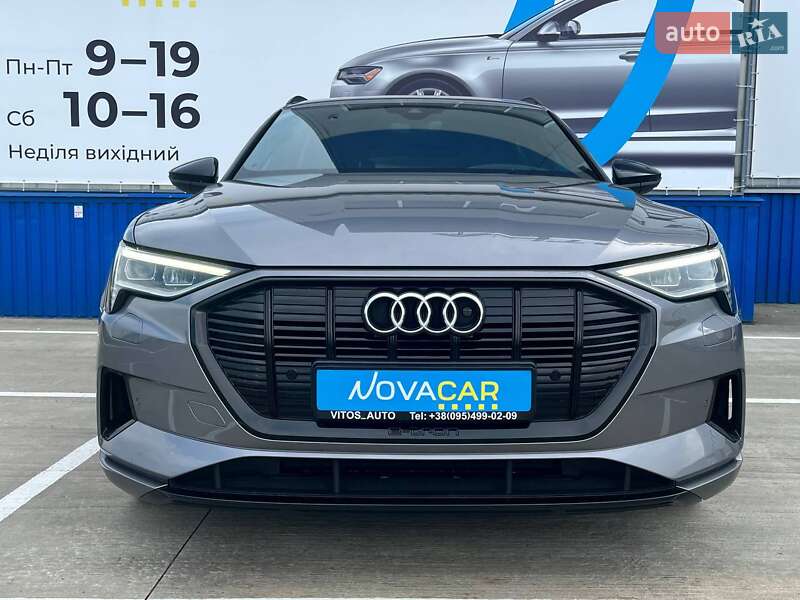 Внедорожник / Кроссовер Audi e-tron 2021 в Киеве