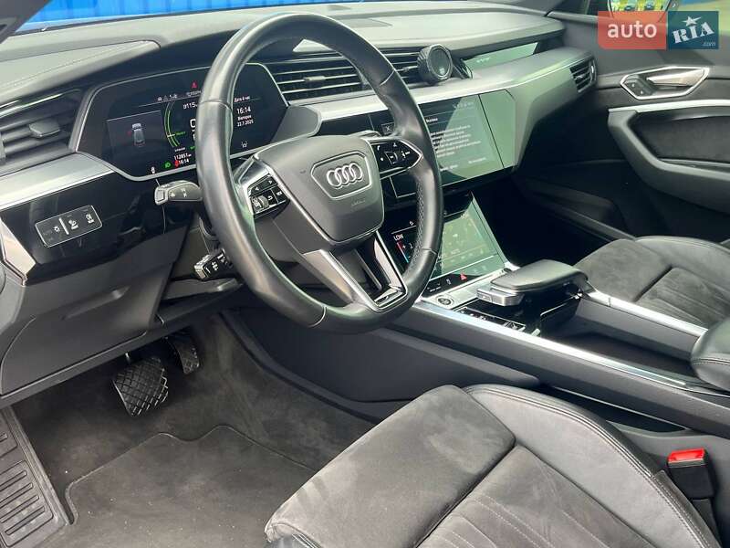 Внедорожник / Кроссовер Audi e-tron 2021 в Киеве