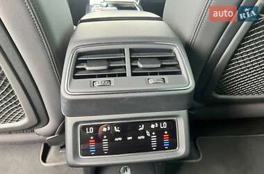 Внедорожник / Кроссовер Audi e-tron 2021 в 