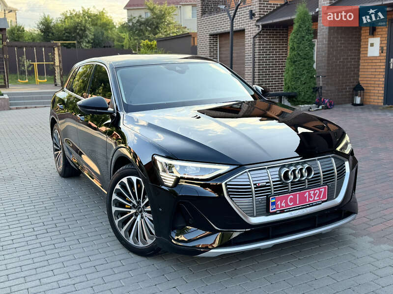 Позашляховик / Кросовер Audi e-tron 2023 в Хмельницькому
