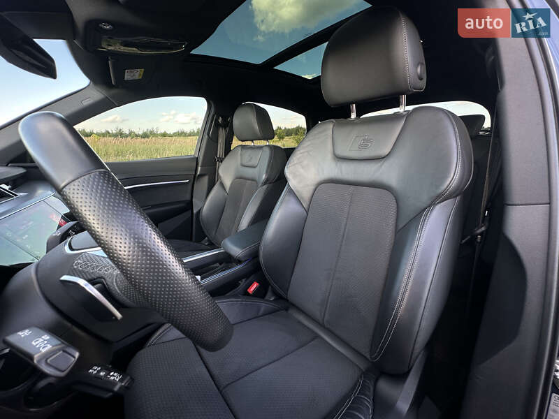 Внедорожник / Кроссовер Audi e-tron 2022 в Киеве