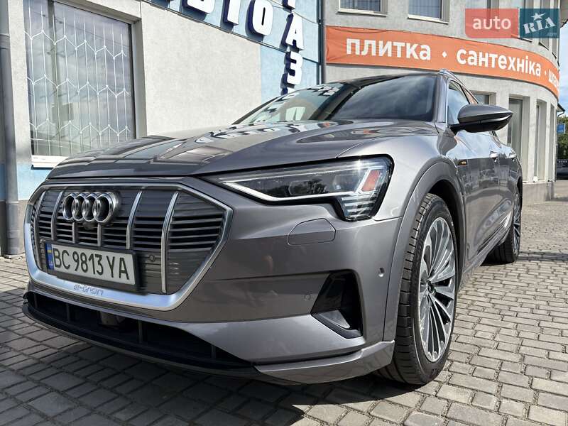 Позашляховик / Кросовер Audi e-tron 2019 в Дрогобичі