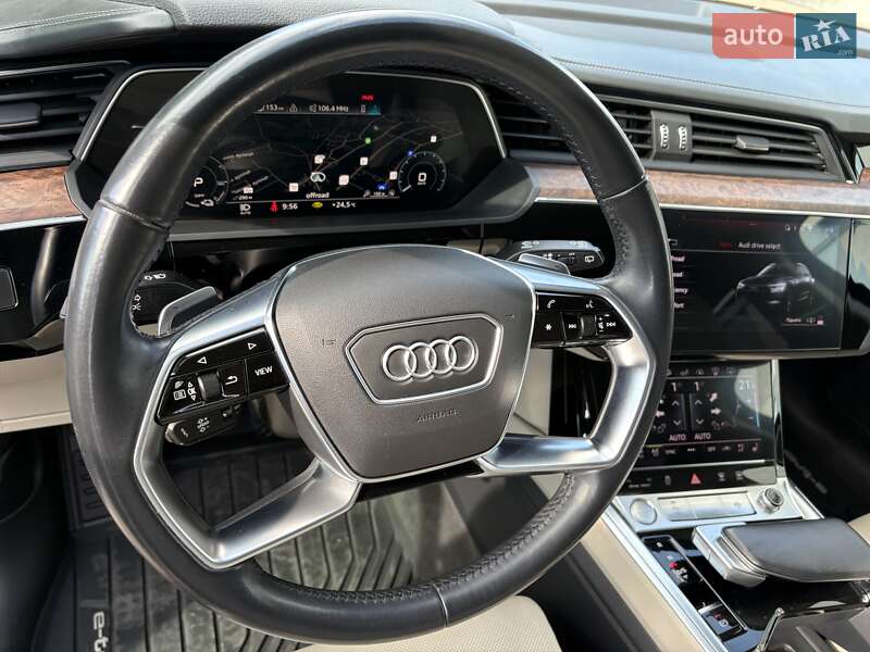 Позашляховик / Кросовер Audi e-tron 2019 в Дрогобичі