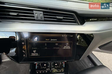 Внедорожник / Кроссовер Audi e-tron 2020 в 