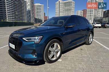 Позашляховик / Кросовер Audi e-tron 2019 в Києві