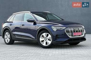 Внедорожник / Кроссовер Audi e-tron 2020 в 