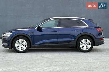 Внедорожник / Кроссовер Audi e-tron 2020 в 