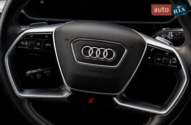 Внедорожник / Кроссовер Audi e-tron 2020 в 
