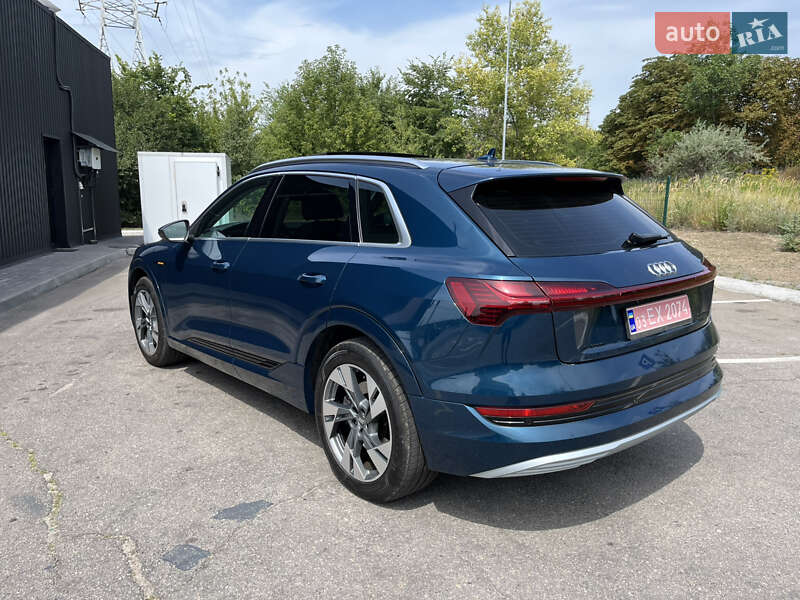 Внедорожник / Кроссовер Audi e-tron 2020 в Днепре