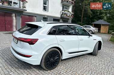 Внедорожник / Кроссовер Audi e-tron 2019 в 