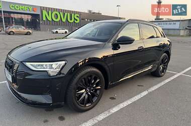 Позашляховик / Кросовер Audi e-tron 2020 в Києві