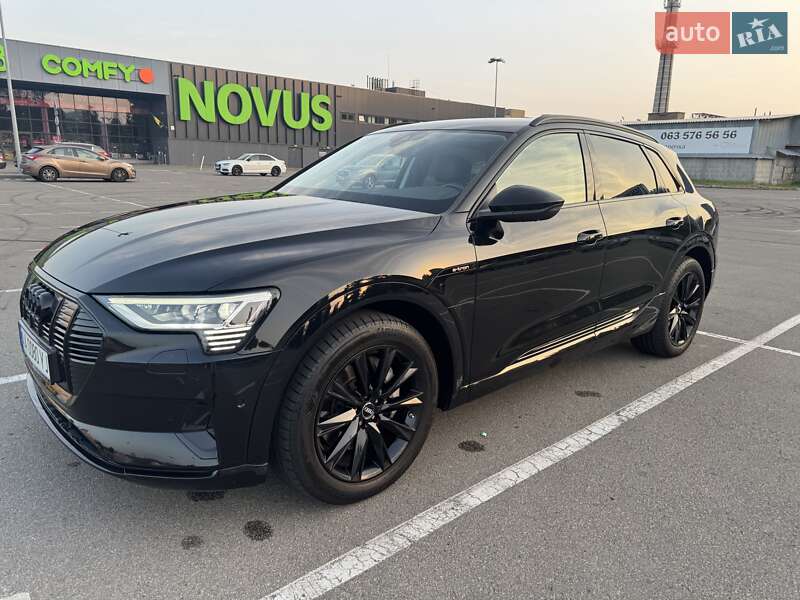 Audi e-tron 2020