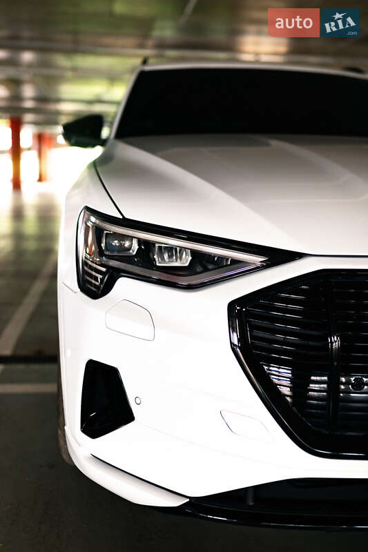 Внедорожник / Кроссовер Audi e-tron 2019 в Переяславе фото 7 Внедорожник / Кроссовер Audi e-tron 2019 в Переяславе