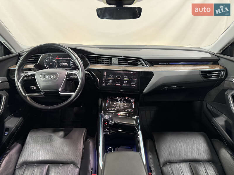 Позашляховик / Кросовер Audi e-tron 2019 в Одесі