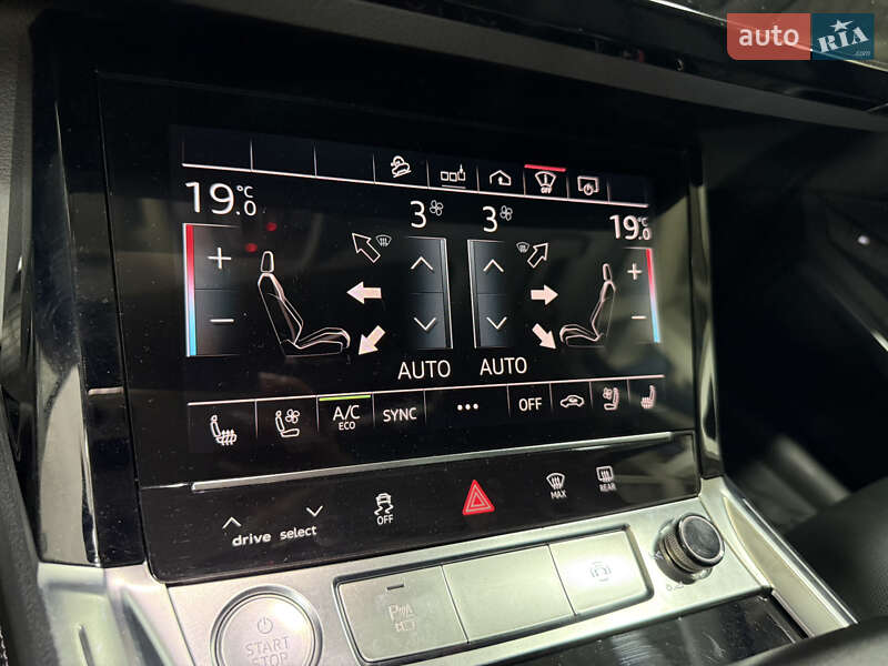 Позашляховик / Кросовер Audi e-tron 2019 в Одесі