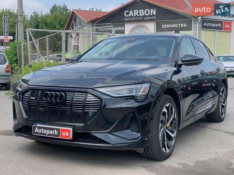 Audi e-tron 2022