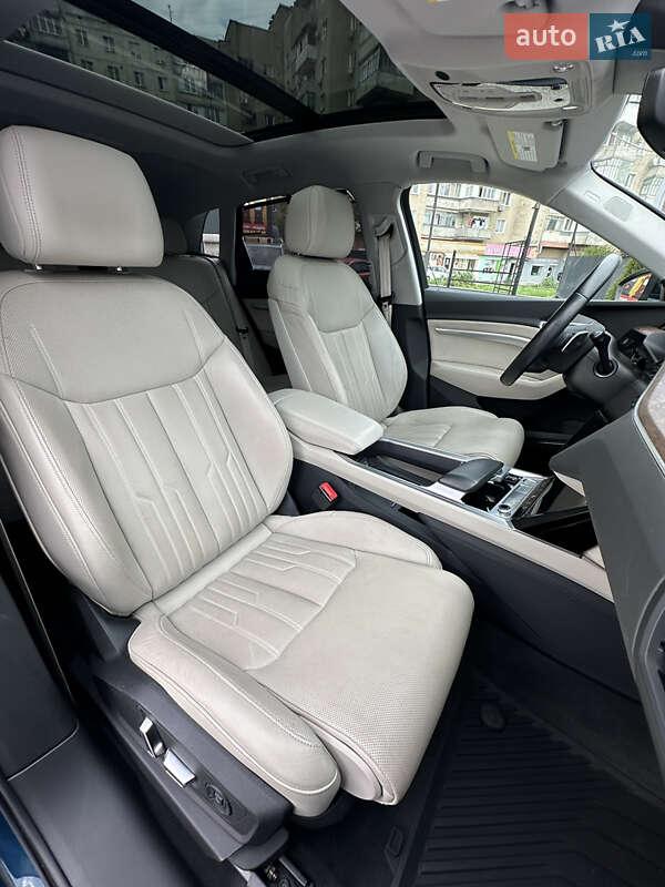 Внедорожник / Кроссовер Audi e-tron 2019 в Ивано-Франковске