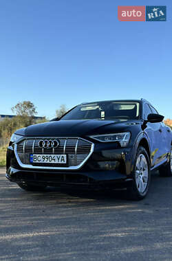 Внедорожник / Кроссовер Audi e-tron 2019 в 