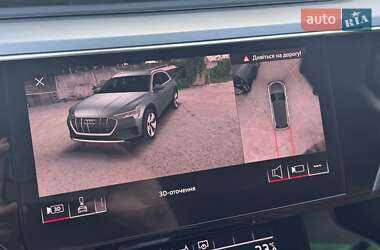 Внедорожник / Кроссовер Audi e-tron 2020 в 