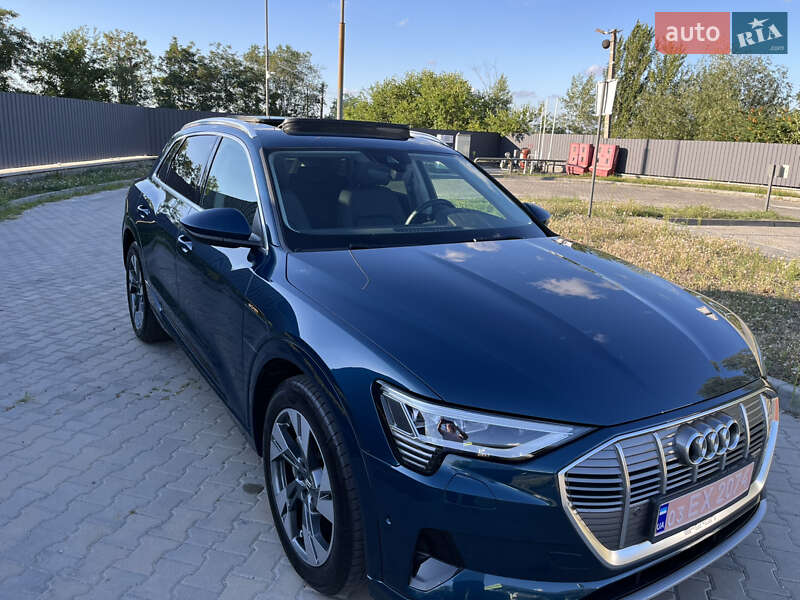 Внедорожник / Кроссовер Audi e-tron 2020 в Днепре