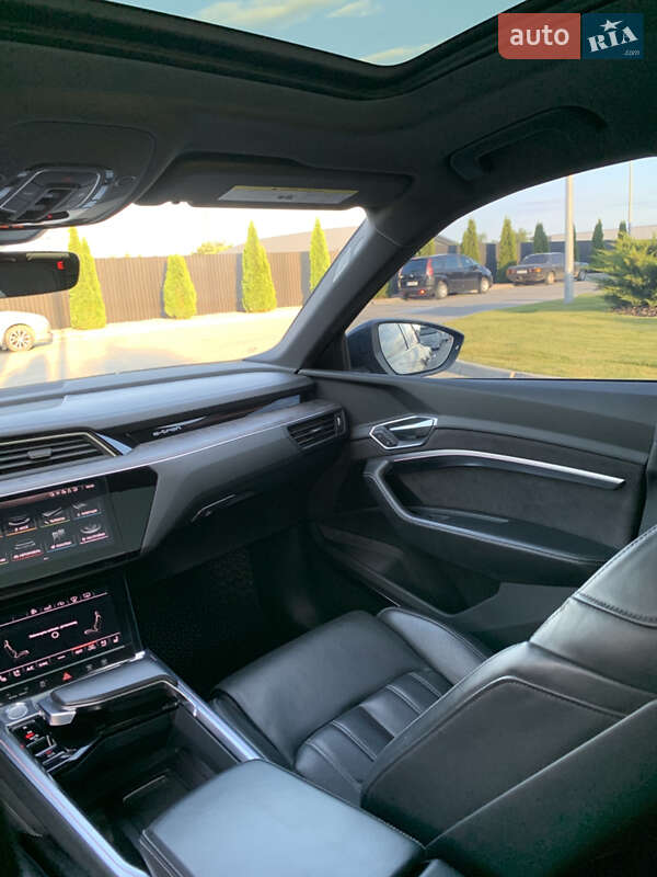 Внедорожник / Кроссовер Audi e-tron 2019 в Бучаче фото 35 Внедорожник / Кроссовер Audi e-tron 2019 в Бучаче