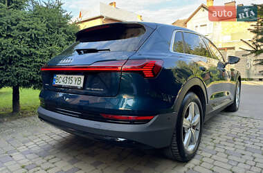 Внедорожник / Кроссовер Audi e-tron 2021 в 