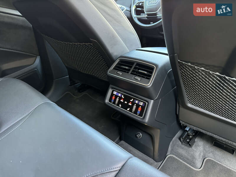 Внедорожник / Кроссовер Audi e-tron 2021 в Львове