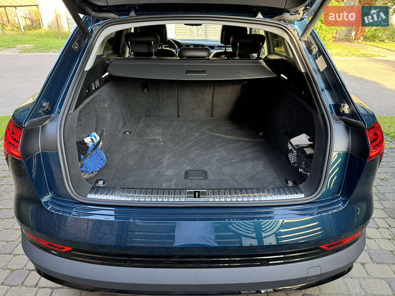 Внедорожник / Кроссовер Audi e-tron 2021 в Львове