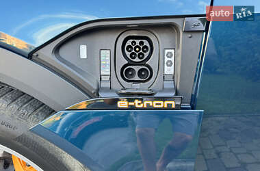 Внедорожник / Кроссовер Audi e-tron 2021 в 