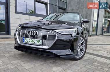 Внедорожник / Кроссовер Audi e-tron 2020 в 