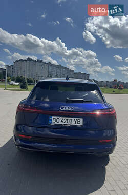 Внедорожник / Кроссовер Audi e-tron 2019 в 
