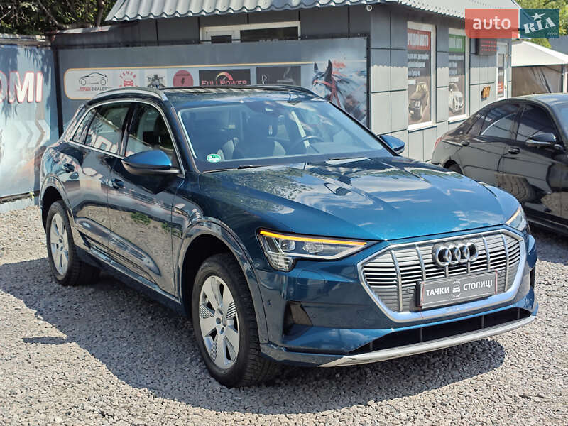 Позашляховик / Кросовер Audi e-tron 2020 в Києві