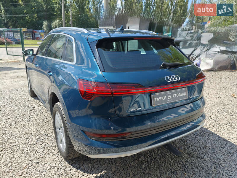 Позашляховик / Кросовер Audi e-tron 2020 в Києві