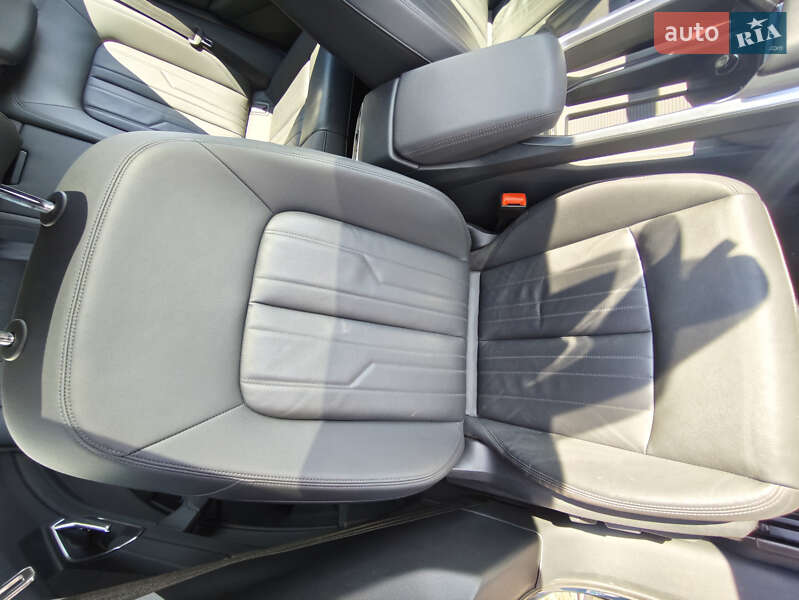 Позашляховик / Кросовер Audi e-tron 2020 в Києві