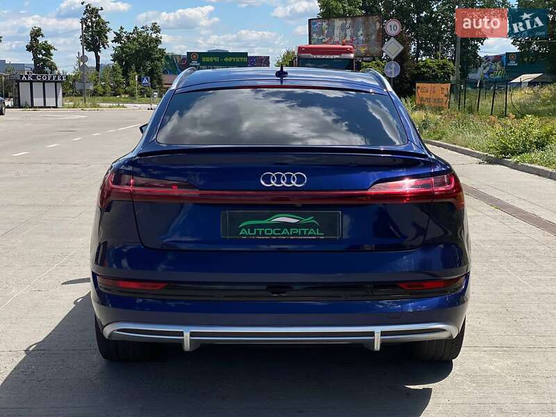 Внедорожник / Кроссовер Audi e-tron 2021 в Киеве