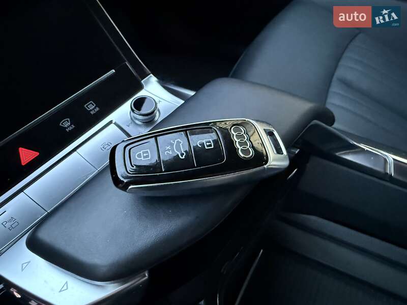 Внедорожник / Кроссовер Audi e-tron 2021 в Коломые