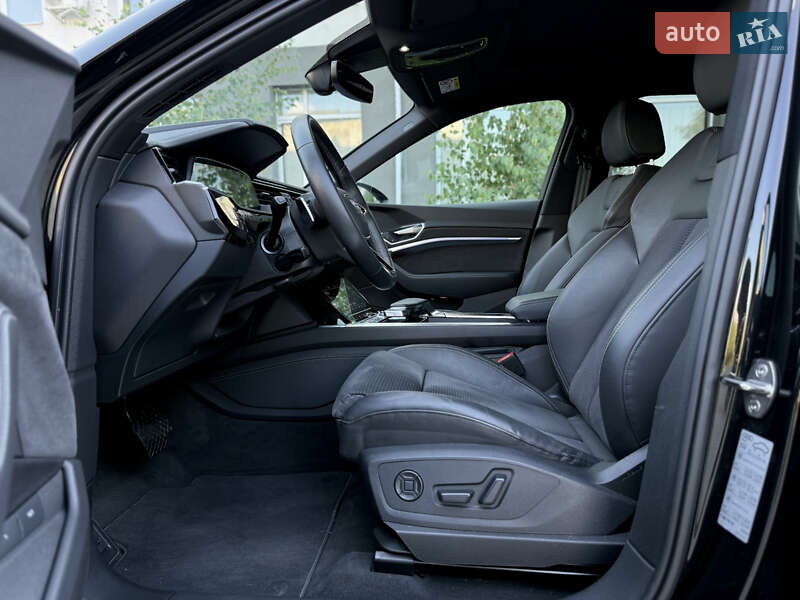 Внедорожник / Кроссовер Audi e-tron 2022 в Луцке