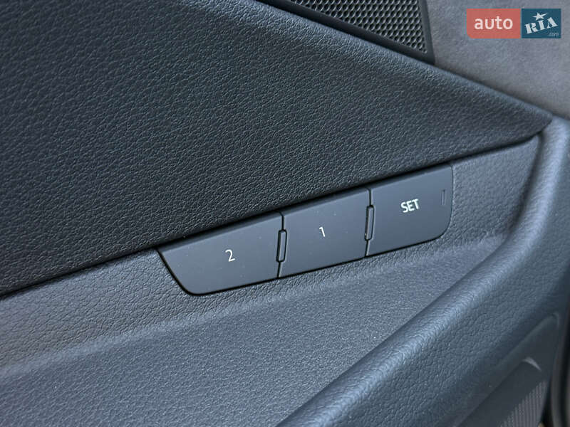Внедорожник / Кроссовер Audi e-tron 2022 в Луцке
