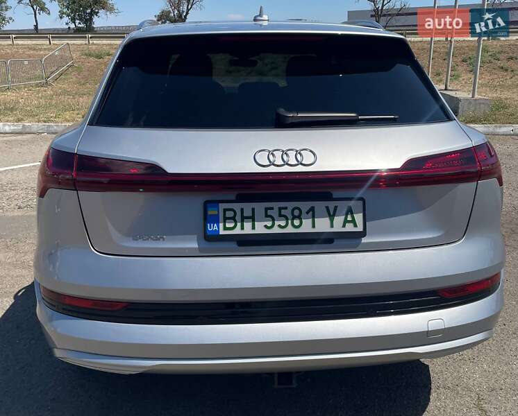 Внедорожник / Кроссовер Audi e-tron 2019 в Одессе фото 2 Внедорожник / Кроссовер Audi e-tron 2019 в Одессе