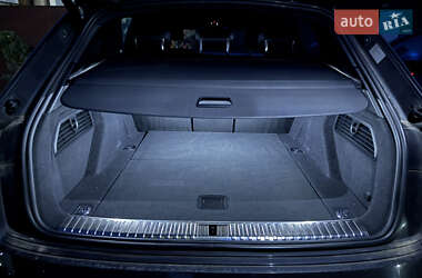 Внедорожник / Кроссовер Audi e-tron 2019 в 