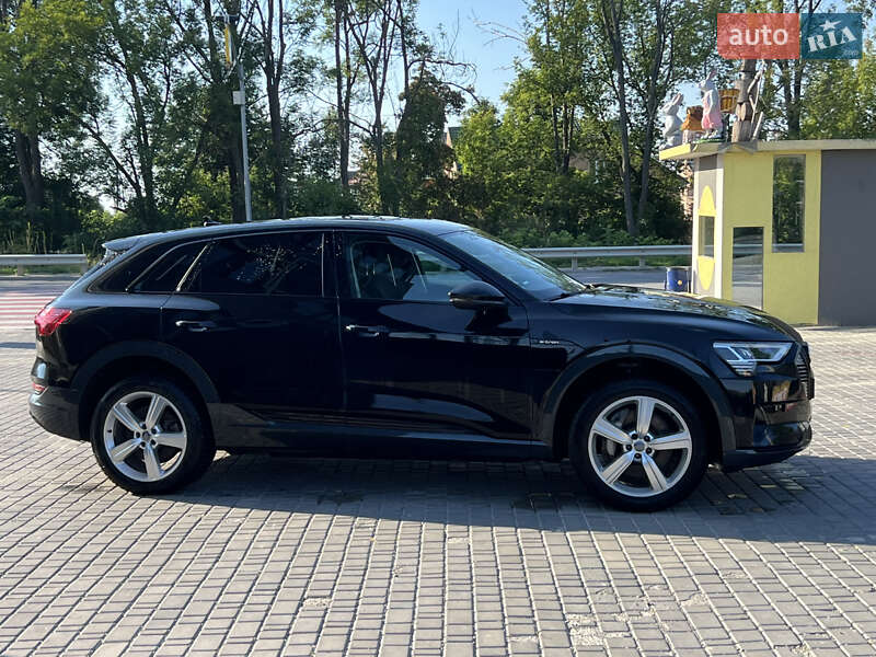 Внедорожник / Кроссовер Audi e-tron 2019 в Виннице